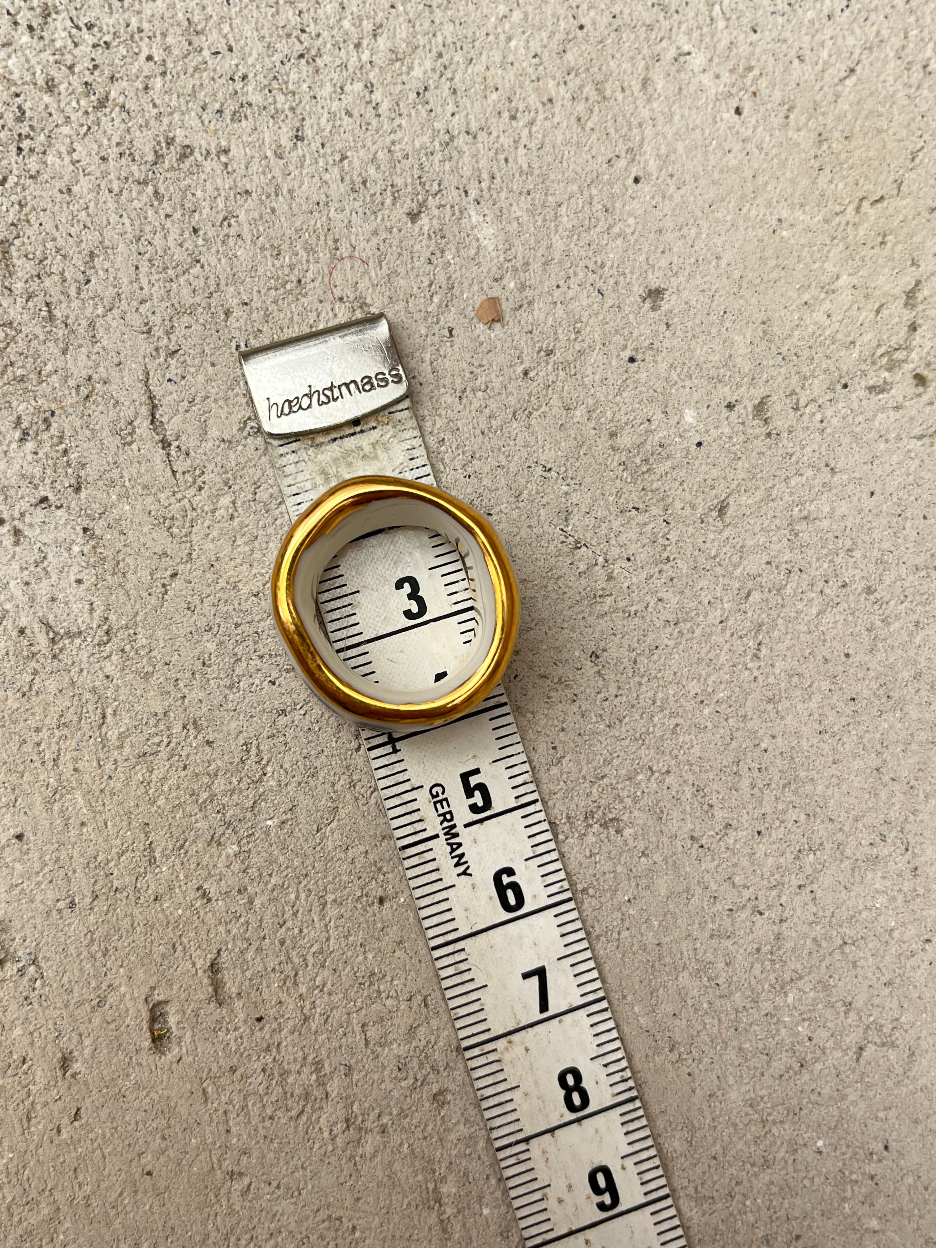 bague en céramique avec inscription la vie la pute taille 49 Fr confectionné à la main 