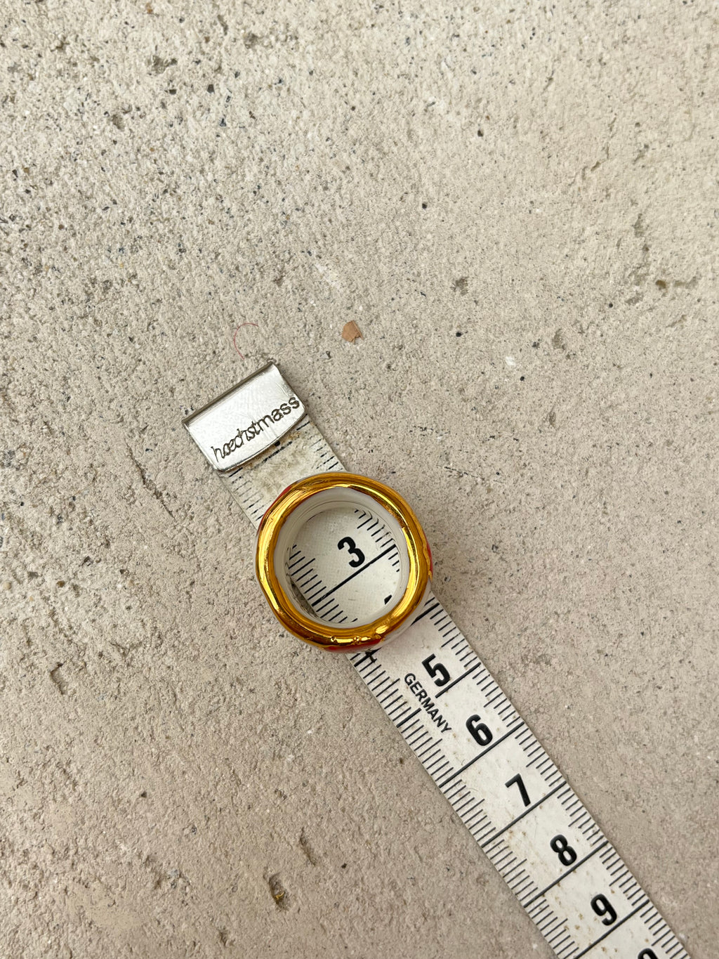 bague en céramique taille 47 fr confectionné à la main à motif pois en rose et or 