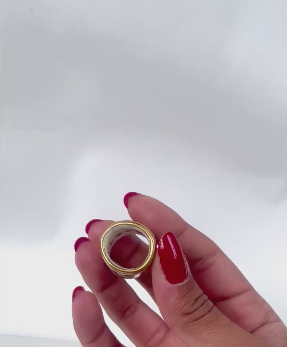 Bague en porcelaine taille 49 fr œil peint à la main en noir avec des touches d'or 